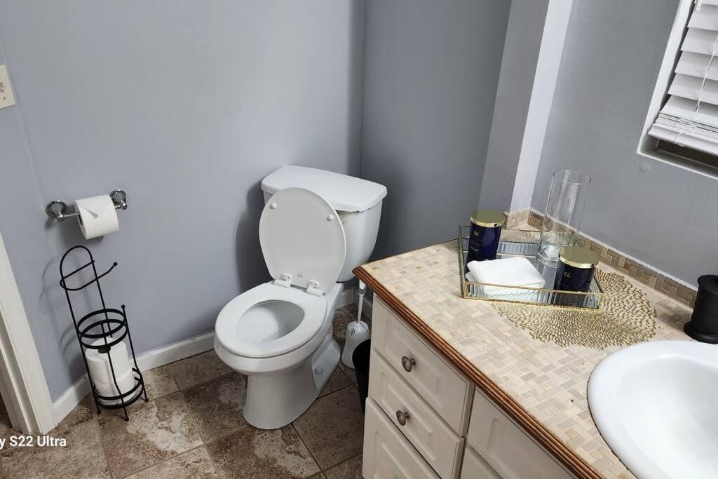 The Loft At Hiram Davis Apartment ลอว์เรนซ์วิลล์ ภายนอก รูปภาพ