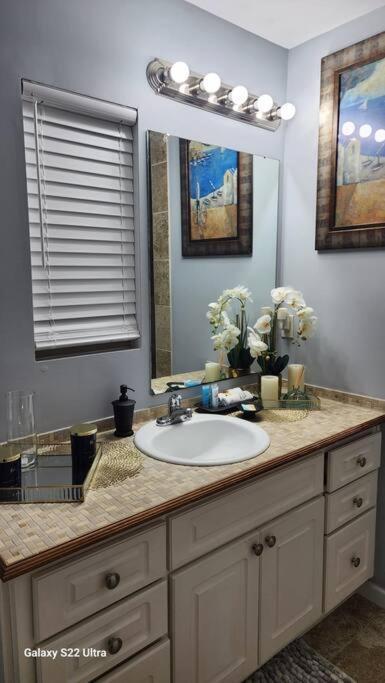 The Loft At Hiram Davis Apartment ลอว์เรนซ์วิลล์ ภายนอก รูปภาพ